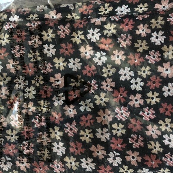 🌸NWOT Madewell Silk Bandana flower black - Picture 3 of 4